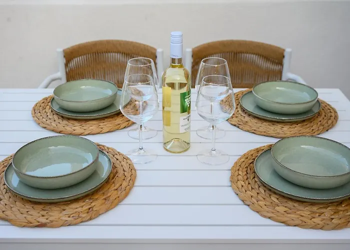 La Mer Suite 1